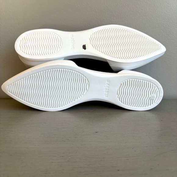 Native Audrey Shell White D-Orsays Women 9 Pointed Toe Flats Shoes Business - Picture 11 of 14